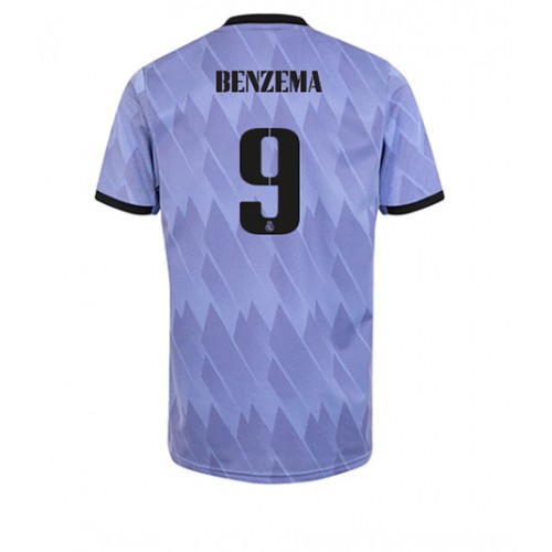 Real Madrid Karim Benzema #9 Bortedrakt 2022-23 Kortermet Real Madrid Karim Benzema #9 Bortedrakt 2022-23 Kortermet